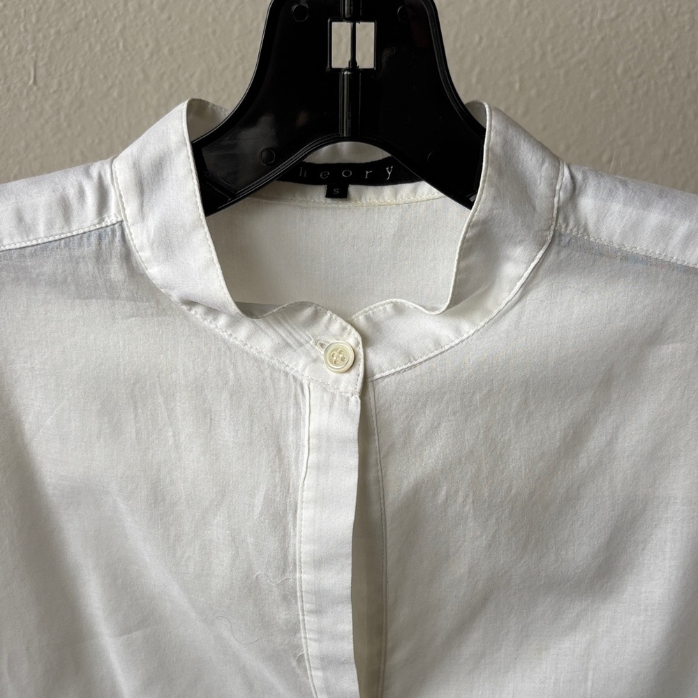 Theory White Top - Picture 2 of 6